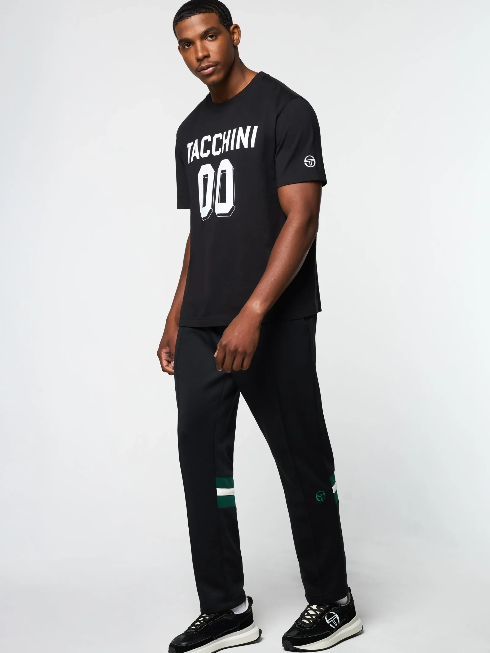 Shop Amore T-Shirt- T-Shirts|The Essentials