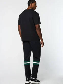 Shop Amore T-Shirt- T-Shirts|The Essentials