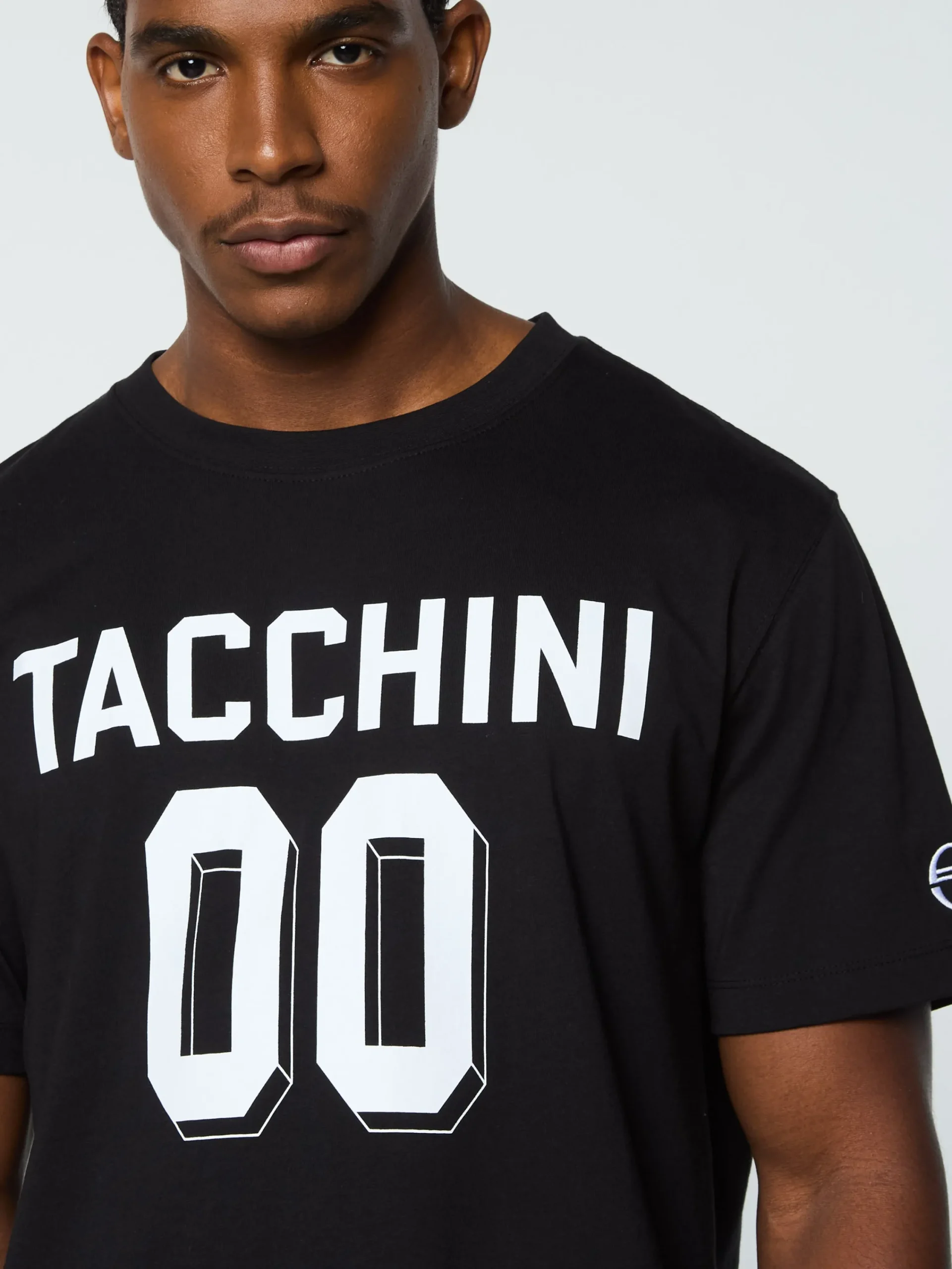 Shop Amore T-Shirt- T-Shirts|The Essentials