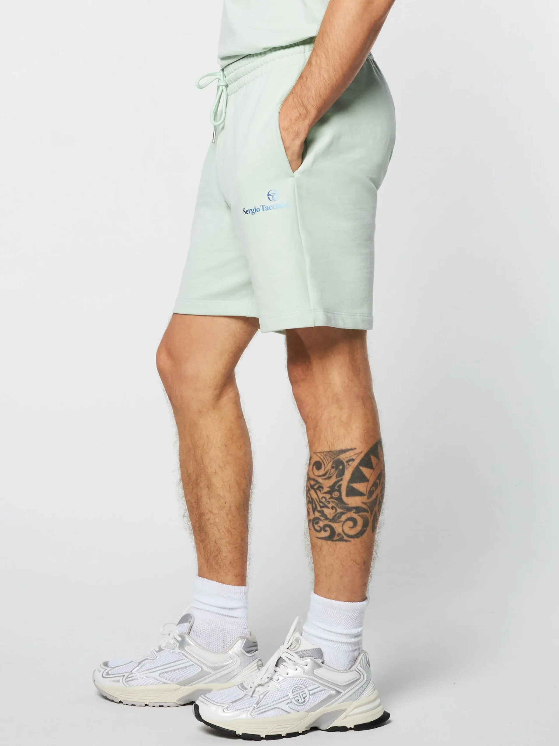 Online Gradiennte Shorts- Shorts And Swim|The Essentials