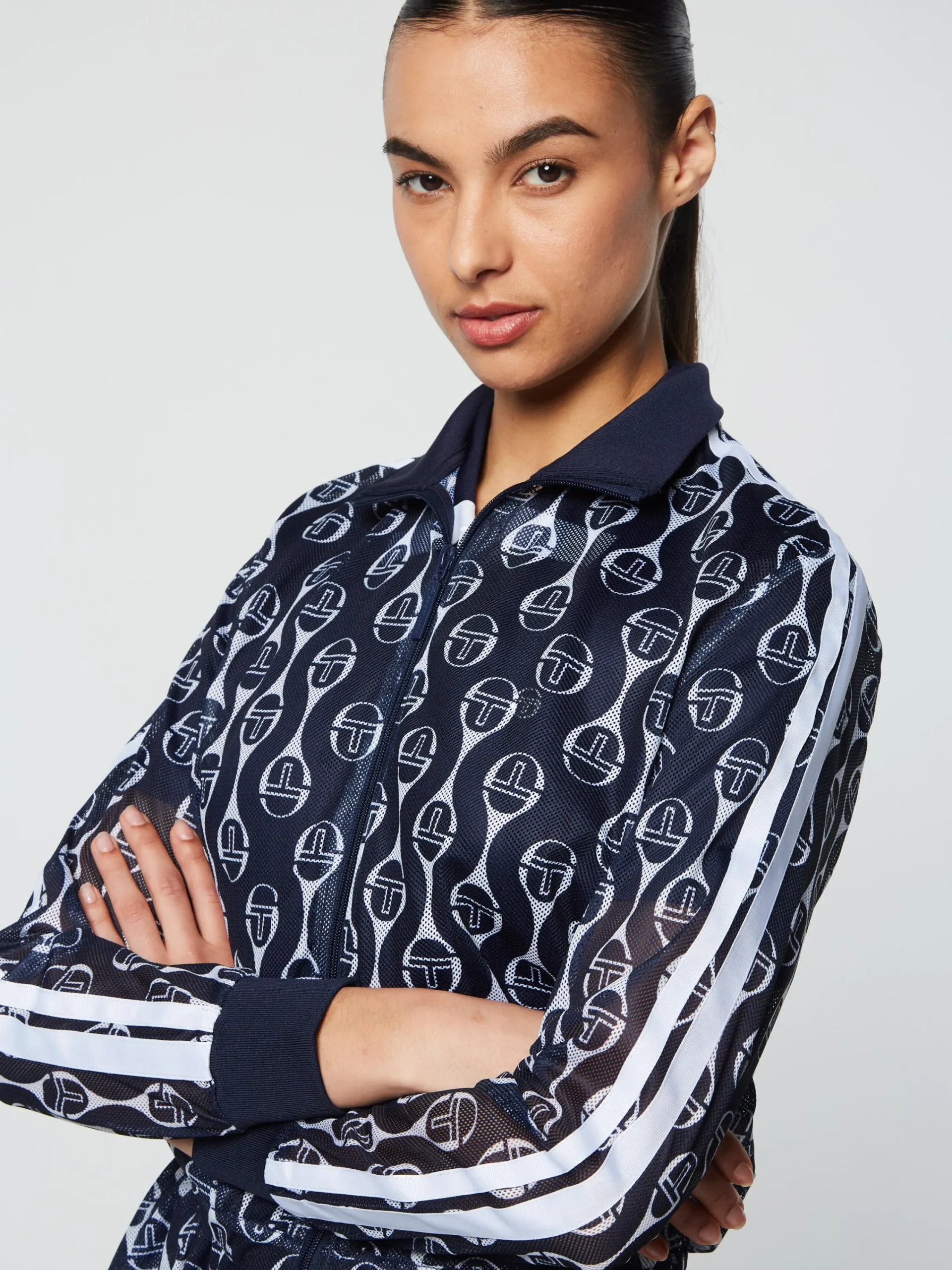 Shop Lesi Mesh Jacket- Women For The Court