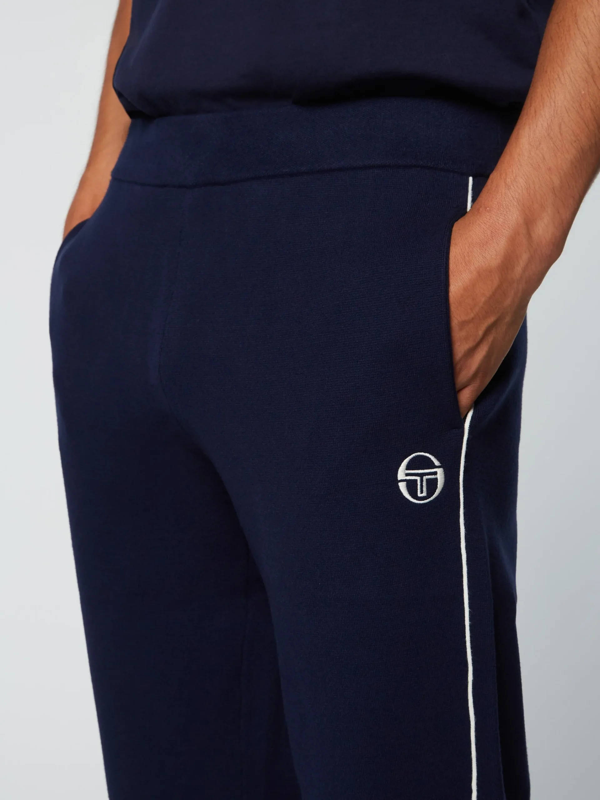 New Nostra Track Pant- Knitwear|Pants And Sweatpants