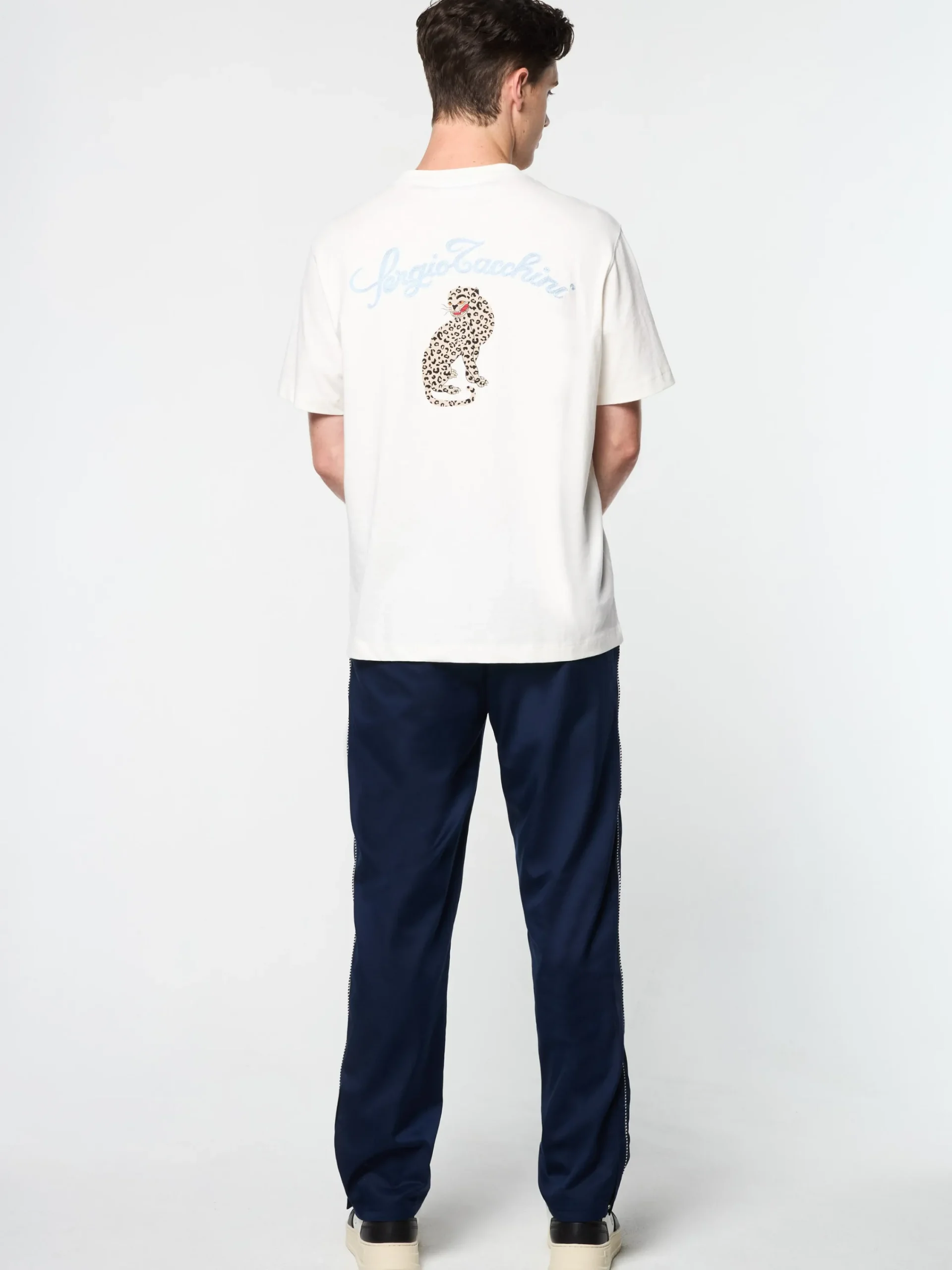 Best Suveniri T-Shirt- T-Shirts